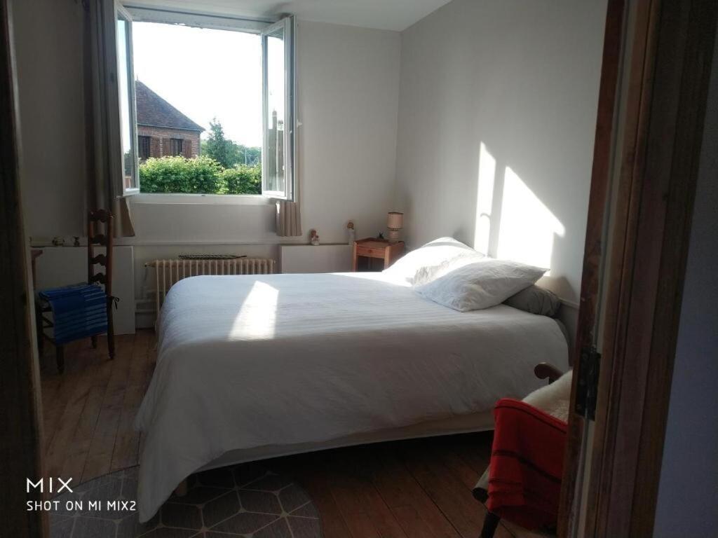 Chambre Calme Et Accueillante 13 Kmtrs Aeroport, Parking Gratuit, Navette Gare Ou Aeroport Saint-Germain-la-Poterie ภายนอก รูปภาพ